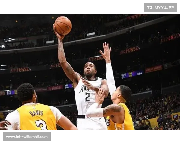 湖人田忌赛马逻辑失效，轮换阵容优势难补首发漏洞